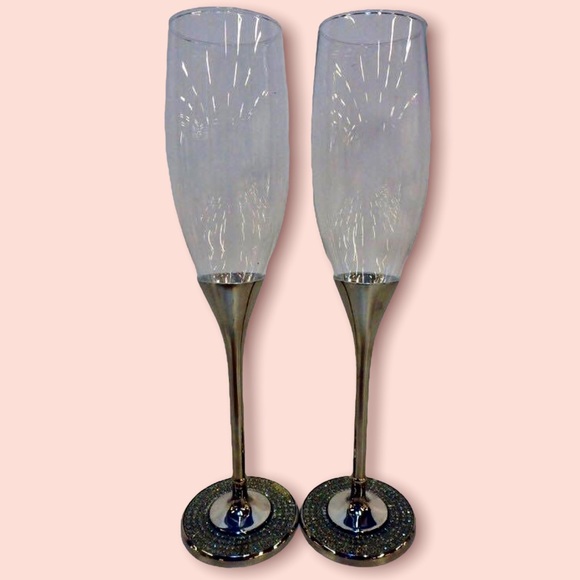 2 Wedding Crystal-Embellished Champagne Glasses/Flutes - Picture 1 of 5
